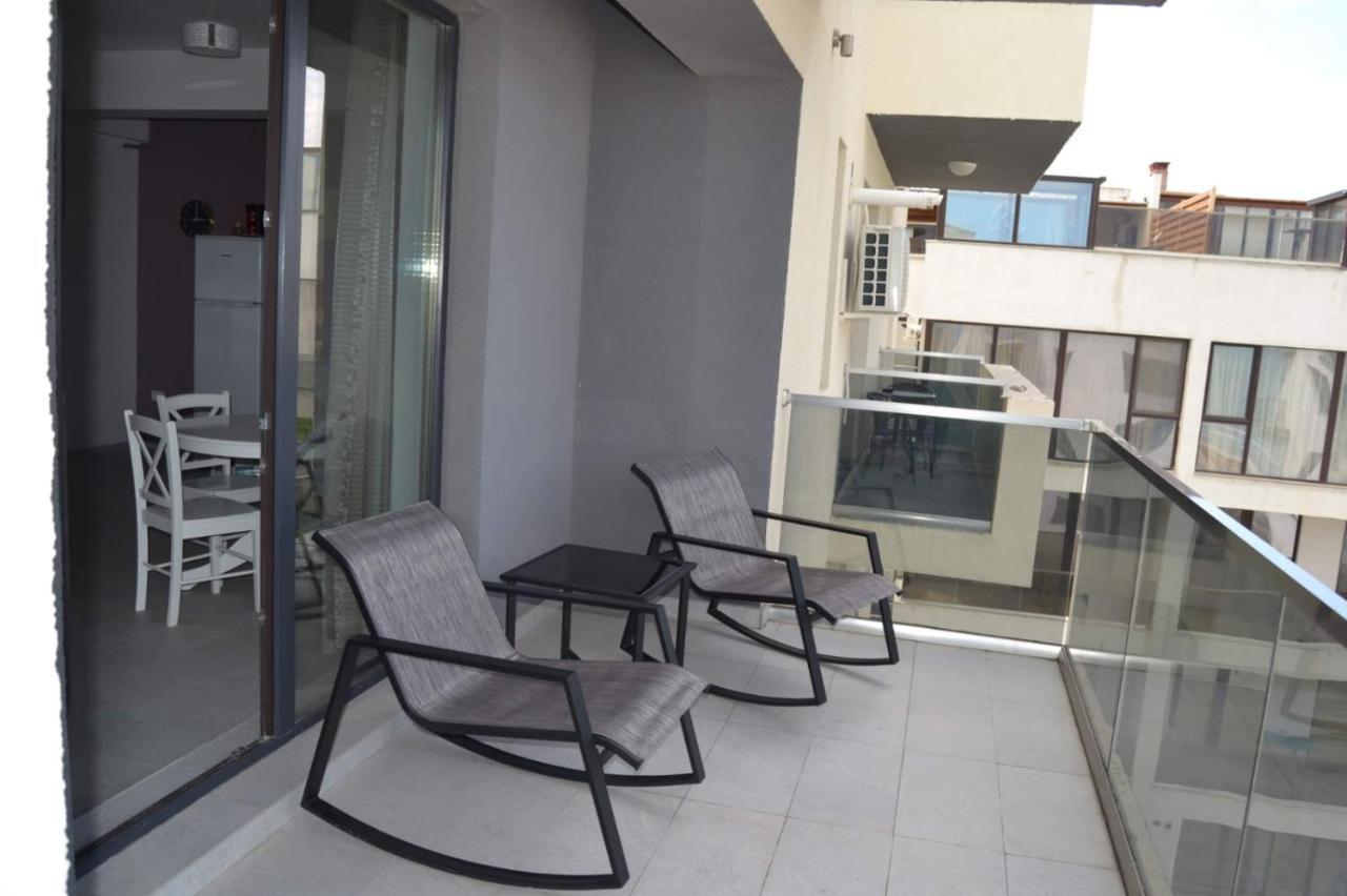 Seaside Aparthotel Building Stefan Navodari Exterior photo
